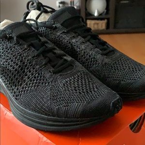 Nike gym shoes mens size 9. Womens 10.5